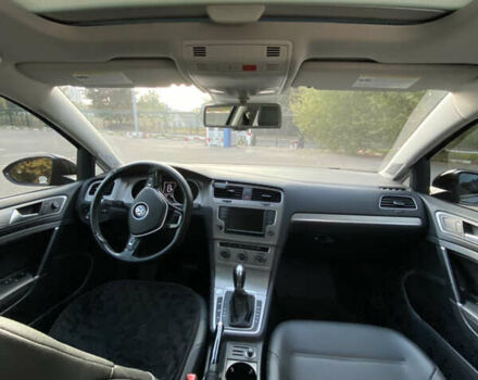 Черный Фольксваген Гольф, объемом двигателя 0 л и пробегом 138 тыс. км за 14500 $, фото 8 на Automoto.ua