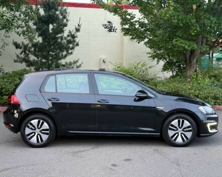 Чорний Фольксваген Гольф, об'ємом двигуна 0 л та пробігом 76 тис. км за 8000 $, фото 5 на Automoto.ua