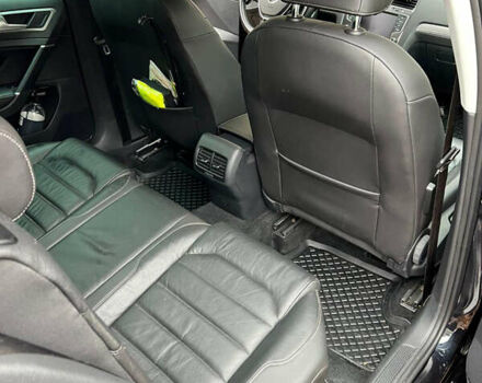 Черный Фольксваген Гольф, объемом двигателя 0 л и пробегом 39 тыс. км за 11500 $, фото 6 на Automoto.ua