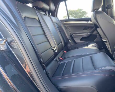 Черный Фольксваген Гольф, объемом двигателя 2 л и пробегом 61 тыс. км за 9000 $, фото 10 на Automoto.ua