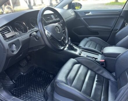 Черный Фольксваген Гольф, объемом двигателя 0 л и пробегом 135 тыс. км за 11700 $, фото 5 на Automoto.ua