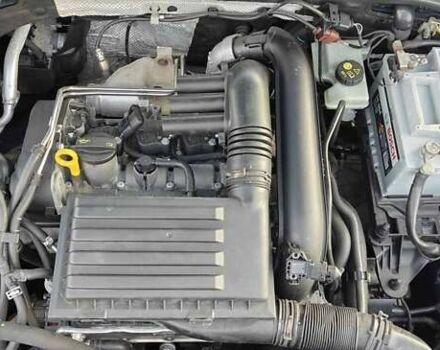 Черный Фольксваген Гольф, объемом двигателя 1.4 л и пробегом 90 тыс. км за 14500 $, фото 13 на Automoto.ua