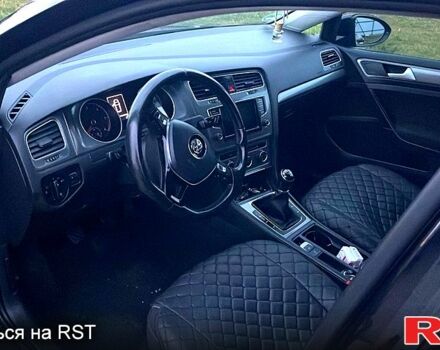 Черный Фольксваген Гольф, объемом двигателя 1.6 л и пробегом 246 тыс. км за 12100 $, фото 1 на Automoto.ua