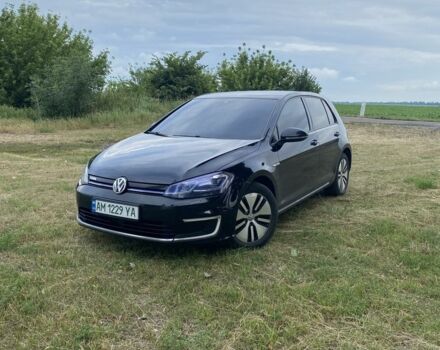 Черный Фольксваген Гольф, объемом двигателя 0 л и пробегом 224 тыс. км за 13000 $, фото 3 на Automoto.ua