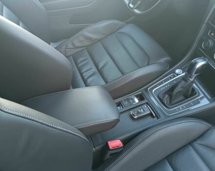 Чорний Фольксваген Гольф, об'ємом двигуна 0 л та пробігом 138 тис. км за 13600 $, фото 6 на Automoto.ua