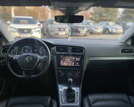 Чорний Фольксваген Гольф, об'ємом двигуна 0 л та пробігом 92 тис. км за 12500 $, фото 9 на Automoto.ua