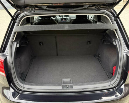 Черный Фольксваген Гольф, объемом двигателя 1.6 л и пробегом 248 тыс. км за 11500 $, фото 15 на Automoto.ua