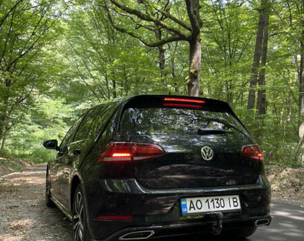 Черный Фольксваген Гольф, объемом двигателя 1.97 л и пробегом 283 тыс. км за 14400 $, фото 6 на Automoto.ua