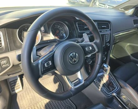 Черный Фольксваген Гольф, объемом двигателя 2 л и пробегом 63 тыс. км за 8900 $, фото 8 на Automoto.ua