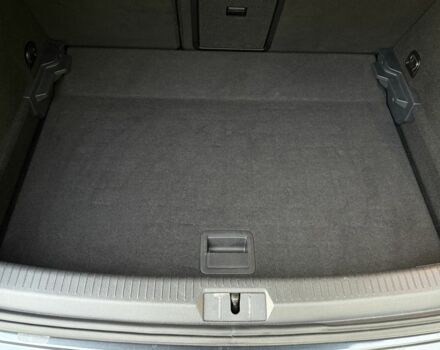 Чорний Фольксваген Гольф, об'ємом двигуна 2 л та пробігом 130 тис. км за 13900 $, фото 10 на Automoto.ua