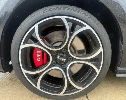 Черный Фольксваген Гольф, объемом двигателя 2 л и пробегом 57 тыс. км за 10000 $, фото 13 на Automoto.ua