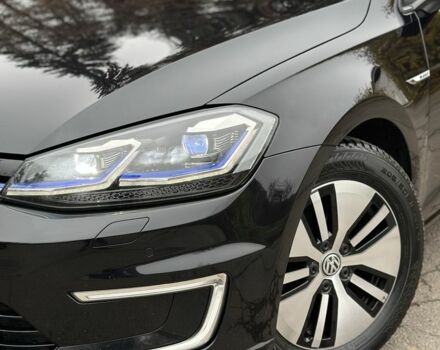 Черный Фольксваген Гольф, объемом двигателя 0 л и пробегом 188 тыс. км за 11750 $, фото 2 на Automoto.ua