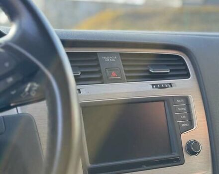 Черный Фольксваген Гольф, объемом двигателя 1.8 л и пробегом 50 тыс. км за 13700 $, фото 17 на Automoto.ua