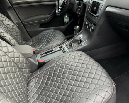 Черный Фольксваген Гольф, объемом двигателя 1.6 л и пробегом 248 тыс. км за 11500 $, фото 12 на Automoto.ua