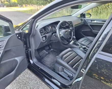 Черный Фольксваген Гольф, объемом двигателя 2 л и пробегом 53 тыс. км за 9600 $, фото 6 на Automoto.ua