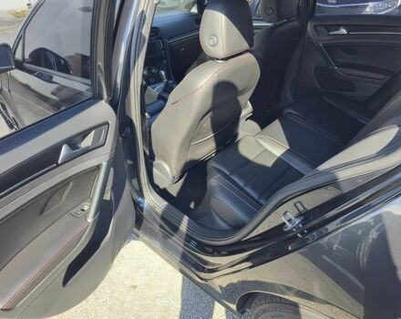 Черный Фольксваген Гольф, объемом двигателя 2 л и пробегом 61 тыс. км за 9000 $, фото 9 на Automoto.ua