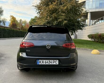 Чорний Фольксваген Гольф, об'ємом двигуна 2 л та пробігом 130 тис. км за 13900 $, фото 3 на Automoto.ua