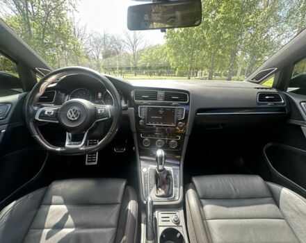 Черный Фольксваген Гольф, объемом двигателя 2 л и пробегом 177 тыс. км за 13000 $, фото 7 на Automoto.ua