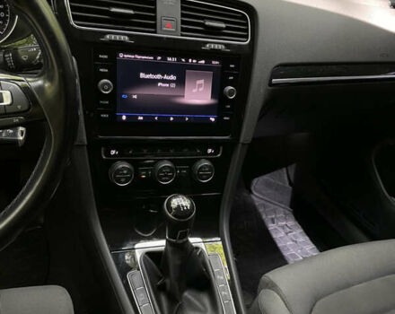 Черный Фольксваген Гольф, объемом двигателя 1.97 л и пробегом 283 тыс. км за 14400 $, фото 9 на Automoto.ua