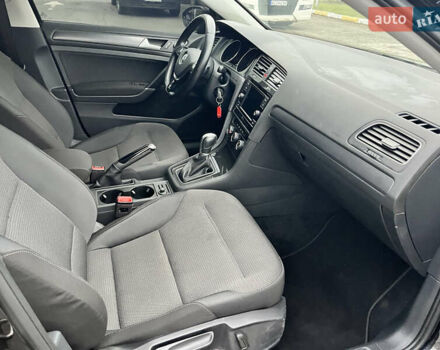 Черный Фольксваген Гольф, объемом двигателя 1.8 л и пробегом 116 тыс. км за 13500 $, фото 34 на Automoto.ua