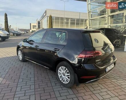 Черный Фольксваген Гольф, объемом двигателя 1.4 л и пробегом 75 тыс. км за 15900 $, фото 5 на Automoto.ua