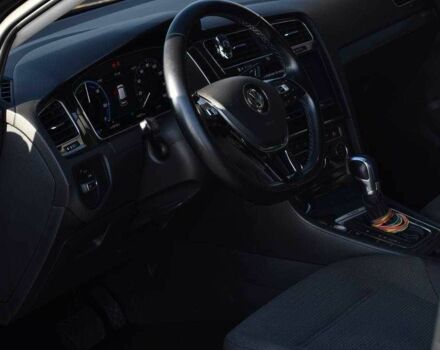 Черный Фольксваген Гольф, объемом двигателя 0 л и пробегом 140 тыс. км за 14650 $, фото 7 на Automoto.ua