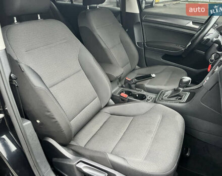 Черный Фольксваген Гольф, объемом двигателя 1.8 л и пробегом 116 тыс. км за 13500 $, фото 35 на Automoto.ua