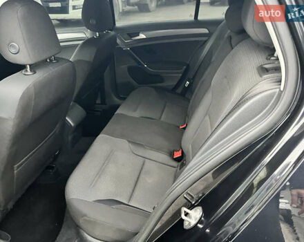 Черный Фольксваген Гольф, объемом двигателя 1.8 л и пробегом 116 тыс. км за 13500 $, фото 39 на Automoto.ua