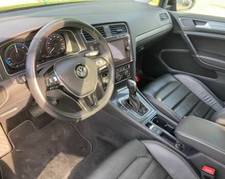 Черный Фольксваген Гольф, объемом двигателя 0 л и пробегом 49 тыс. км за 6336 $, фото 4 на Automoto.ua