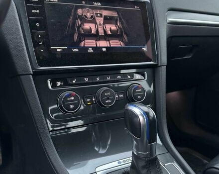 Черный Фольксваген Гольф, объемом двигателя 0 л и пробегом 95 тыс. км за 13200 $, фото 21 на Automoto.ua