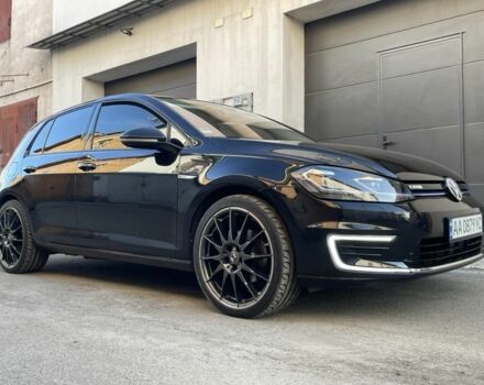 Черный Фольксваген Гольф, объемом двигателя 0 л и пробегом 119 тыс. км за 15999 $, фото 2 на Automoto.ua