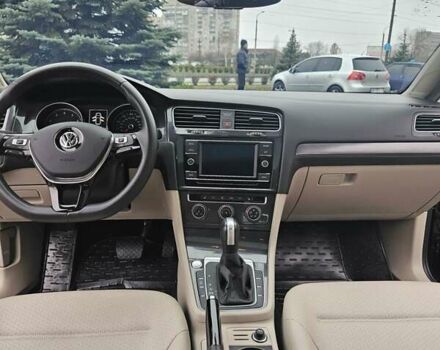 Черный Фольксваген Гольф, объемом двигателя 1.4 л и пробегом 40 тыс. км за 19000 $, фото 4 на Automoto.ua