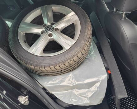 Черный Фольксваген Гольф, объемом двигателя 0 л и пробегом 85 тыс. км за 11000 $, фото 12 на Automoto.ua