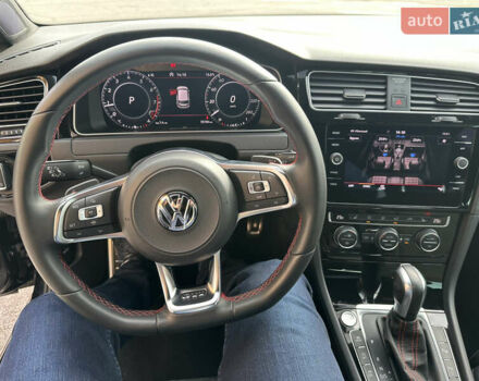 Черный Фольксваген Гольф, объемом двигателя 1.98 л и пробегом 71 тыс. км за 26000 $, фото 28 на Automoto.ua