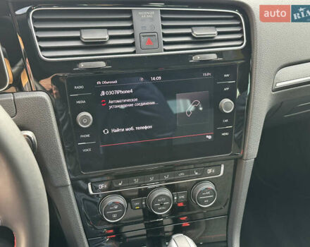 Черный Фольксваген Гольф, объемом двигателя 1.98 л и пробегом 71 тыс. км за 26000 $, фото 30 на Automoto.ua