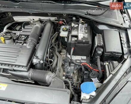 Черный Фольксваген Гольф, объемом двигателя 1.4 л и пробегом 84 тыс. км за 19200 $, фото 27 на Automoto.ua