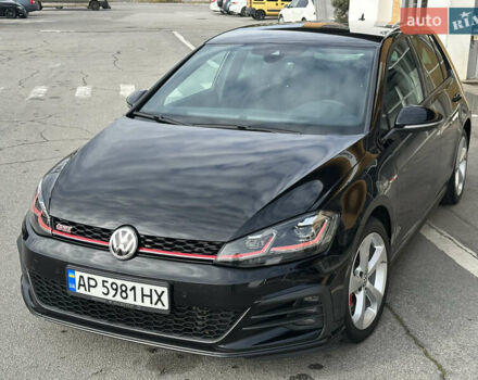 Черный Фольксваген Гольф, объемом двигателя 1.98 л и пробегом 71 тыс. км за 26000 $, фото 1 на Automoto.ua