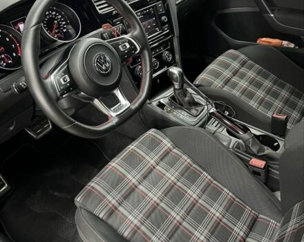 Чорний Фольксваген Гольф, об'ємом двигуна 2 л та пробігом 20 тис. км за 28000 $, фото 3 на Automoto.ua