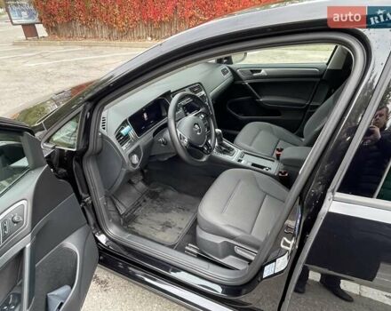 Черный Фольксваген Гольф, объемом двигателя 1.4 л и пробегом 84 тыс. км за 19200 $, фото 13 на Automoto.ua