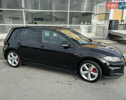Черный Фольксваген Гольф, объемом двигателя 1.98 л и пробегом 71 тыс. км за 26000 $, фото 8 на Automoto.ua