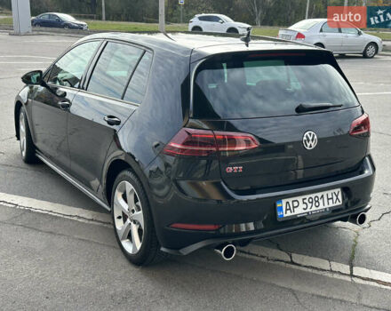 Черный Фольксваген Гольф, объемом двигателя 1.98 л и пробегом 71 тыс. км за 26000 $, фото 5 на Automoto.ua