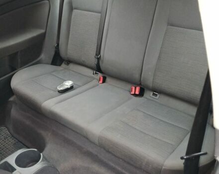 Черный Фольксваген Гольф, объемом двигателя 1.4 л и пробегом 228 тыс. км за 4100 $, фото 6 на Automoto.ua