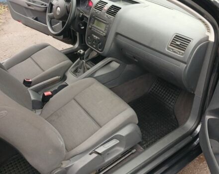 Черный Фольксваген Гольф, объемом двигателя 1.4 л и пробегом 228 тыс. км за 4100 $, фото 5 на Automoto.ua