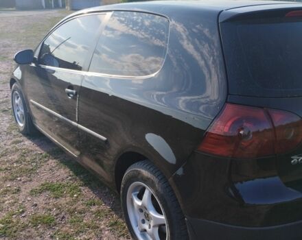 Черный Фольксваген Гольф, объемом двигателя 1.6 л и пробегом 285 тыс. км за 4000 $, фото 7 на Automoto.ua