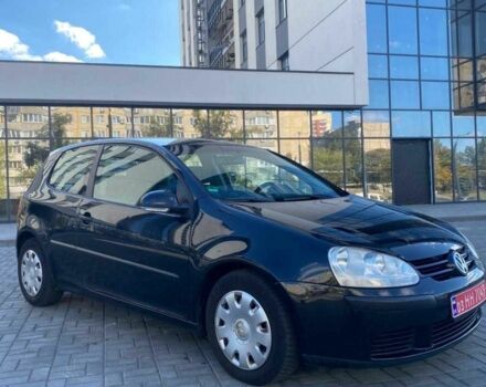 Черный Фольксваген Гольф, объемом двигателя 1.4 л и пробегом 235 тыс. км за 4300 $, фото 2 на Automoto.ua