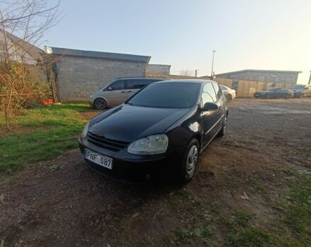 Черный Фольксваген Гольф, объемом двигателя 1.9 л и пробегом 350 тыс. км за 2200 $, фото 2 на Automoto.ua