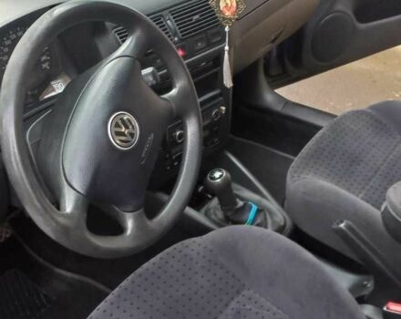 Чорний Фольксваген Гольф, об'ємом двигуна 2 л та пробігом 240 тис. км за 1700 $, фото 4 на Automoto.ua