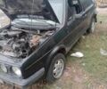 Черный Фольксваген Гольф, объемом двигателя 1.3 л и пробегом 280 тыс. км за 505 $, фото 1 на Automoto.ua