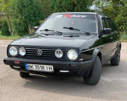 Черный Фольксваген Гольф, объемом двигателя 1.8 л и пробегом 100 тыс. км за 1699 $, фото 4 на Automoto.ua