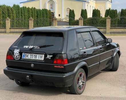 Черный Фольксваген Гольф, объемом двигателя 1.8 л и пробегом 100 тыс. км за 1699 $, фото 5 на Automoto.ua